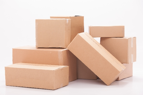配送を控えた段ボール達